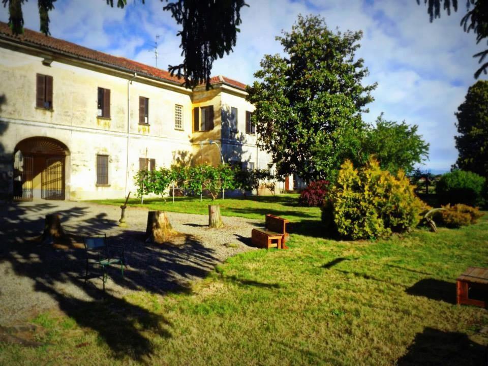 Agriturismo Cascina Graziosa Cameriano Exterior foto